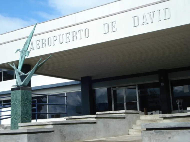David Airport to Boca Chica private transfer