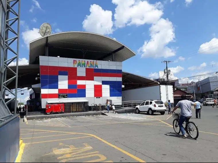 Paso Canoas to David Airport private transfer